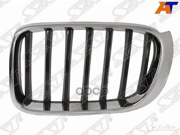 Решетка радиатора BMW X3 F25 14- LH черная с хр