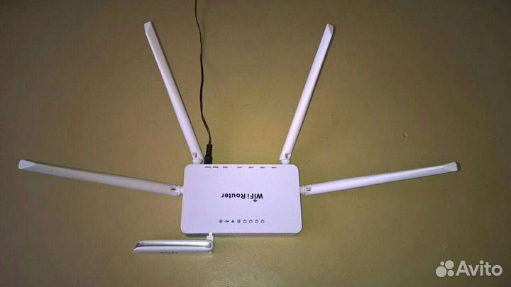 Модем 4G M150-1 W с настроенным WiFi роутером 1626