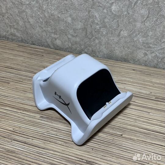 Док-Станция Hyper X для PS5 Джойстиков