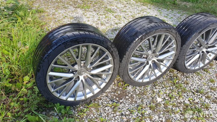 Комплект Lexus оригинал на лете 255/35 R18 5*114.3