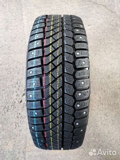 Viatti Brina Nordico V-522 215/60 R16 95T