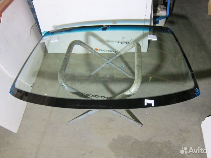 Стекло лобовое Hyundai H1 H200 starex 97-07