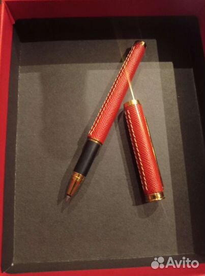 Ручка шариковая Carolina Herrera