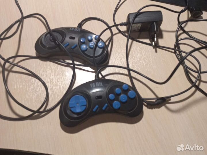 Игровая приставка titan 500 игр