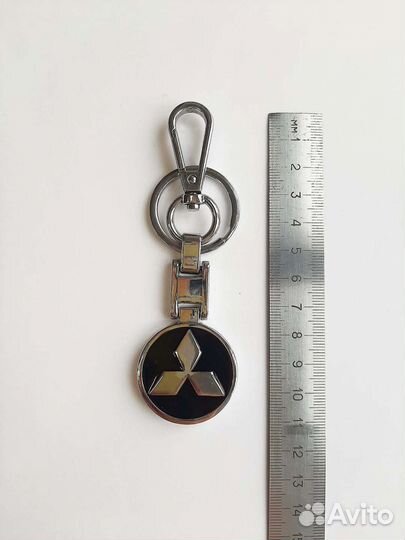 Брелок автомобильный Mitsubishi, на ключи новый