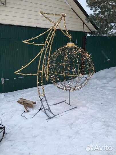 Елка новогодняя ручной работы с гирляндой