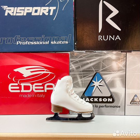 Коньки фигурные risport lux
