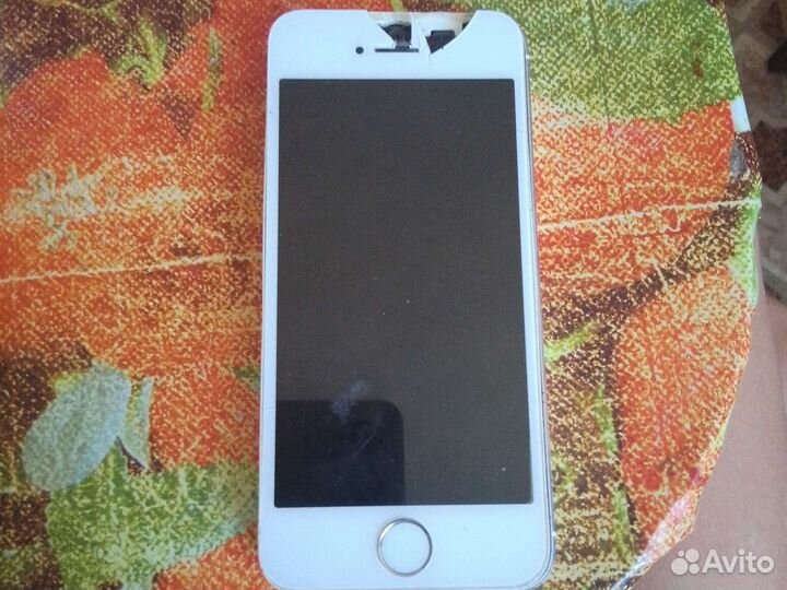 iPhone 5S, 16 ГБ