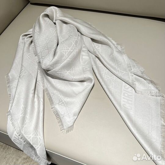 Платок- шаль Christian Dior