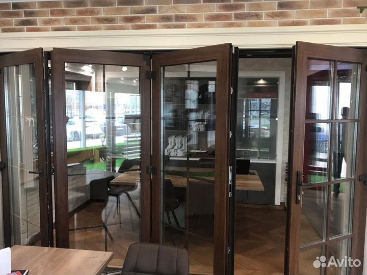 Двери раздвижные гармошка под дерево