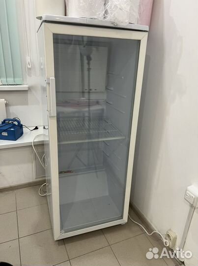 Холодильник витрина бирюса 290