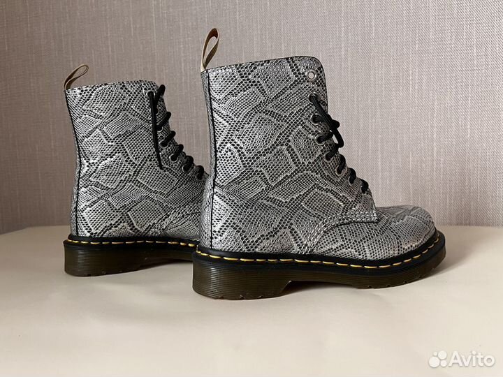 Ботинки женские мартинсы Dr. Martens 36