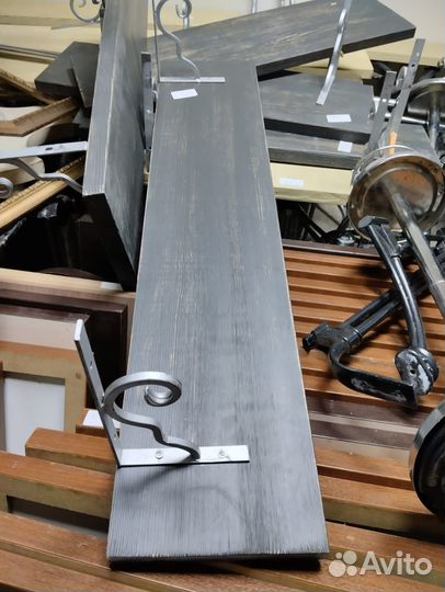 Полка деревянная