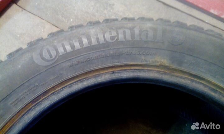 Continental ComTracWinterViking 1 205/55 R16 20S