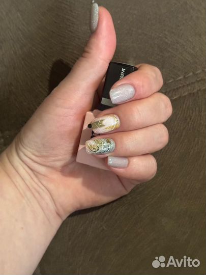 Наращивание ногтей