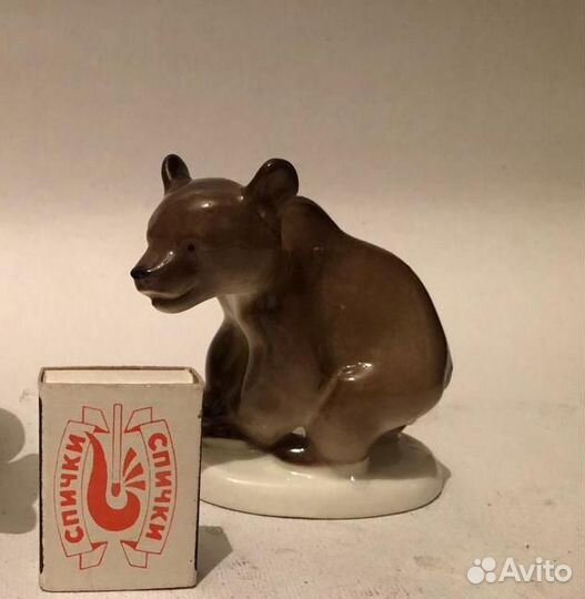 Медведь статуэтка, фарфор