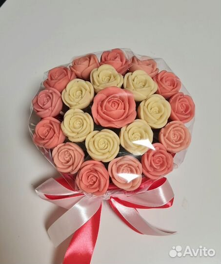 Букет шоколадных цветов, сладкий подарок