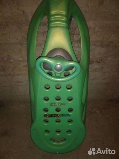 Снегокат, коньки, лыжи, санки