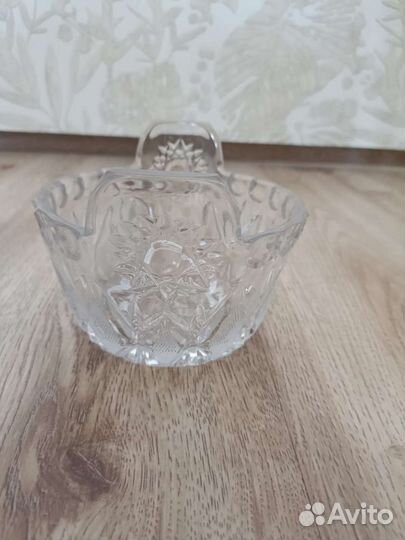 Салатник хрустальный новый