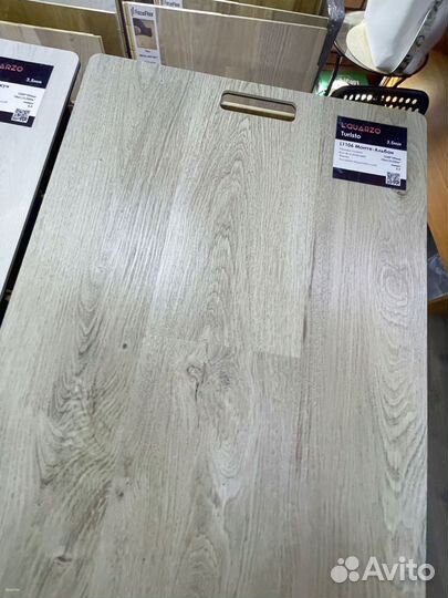 Кварцвиниловая плитка для пола замковая