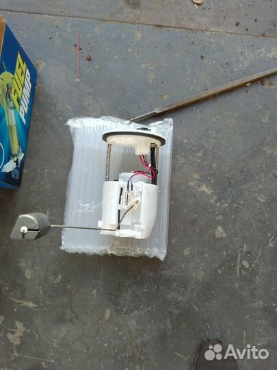 Бензонасос на mitsubishi lancer 10