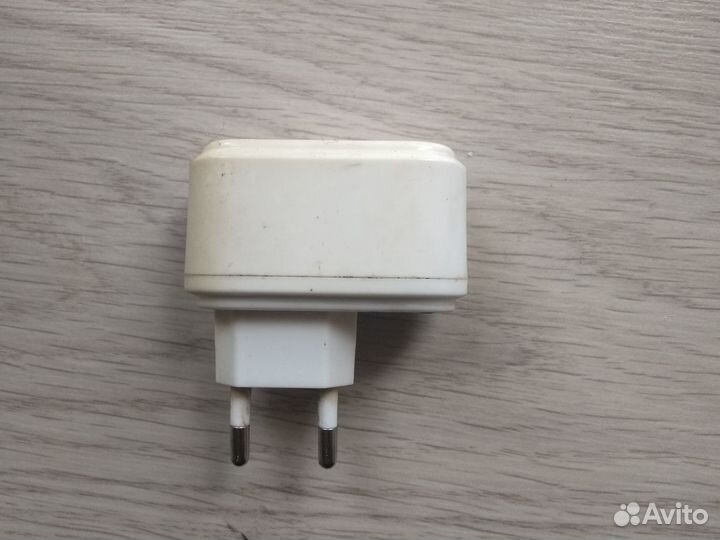 Блок питания USB с индикатором