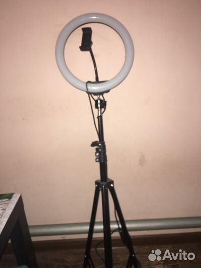 Кольцевая лампа 26 см