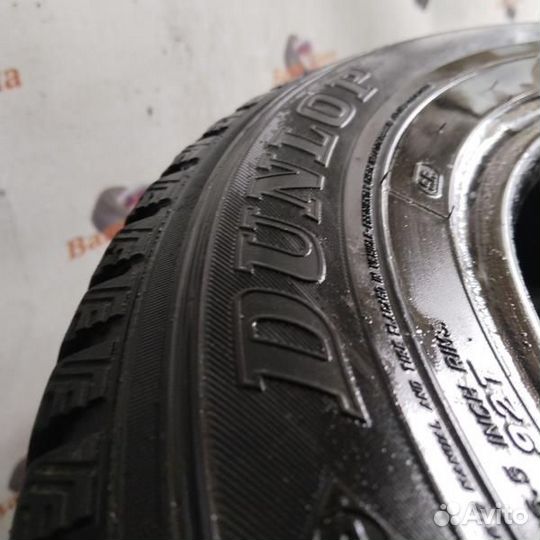 Dunlop SP Winter Ice 01 205/60 R16