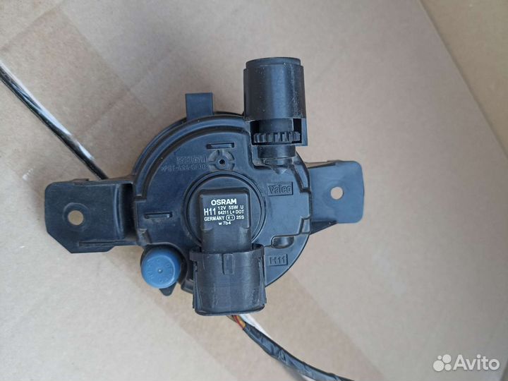 Фара противотуманная левая BMW X1 E84 X5 E70