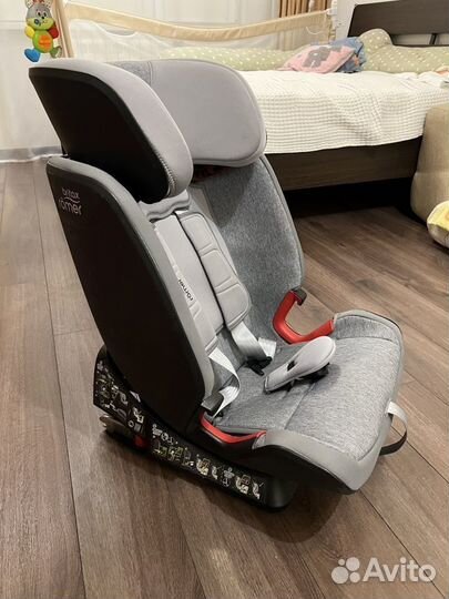 Автокресло детское Britax Romer Advansafix IV