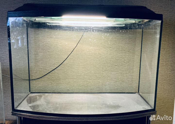 Аквариум 125л с тумбой(подсветка, фильтр, скребок)