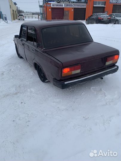 ВАЗ 2107 1.5 МТ, 2006, битый, 74 000 км