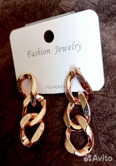 Серьги бижутерия