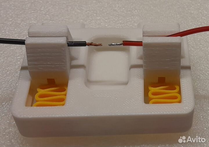 Держатель для пайки тиски третья рука