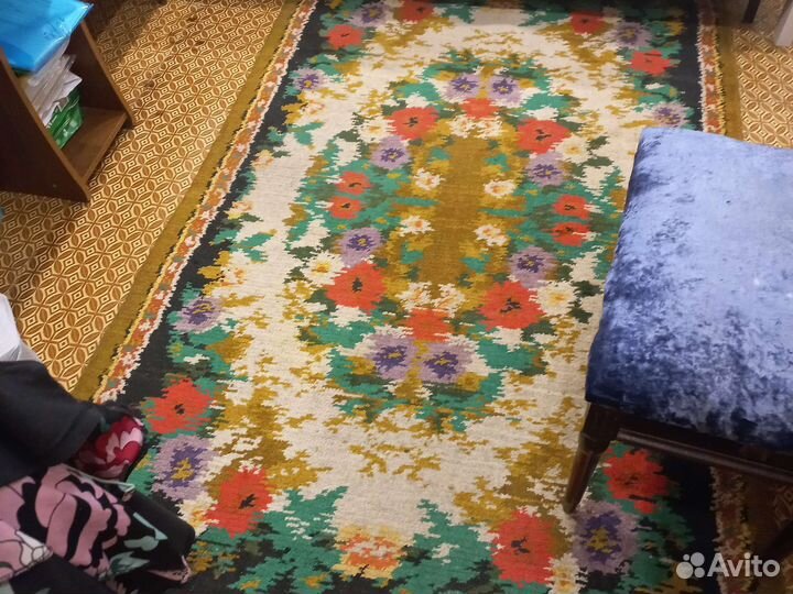 Ковер шерстяной