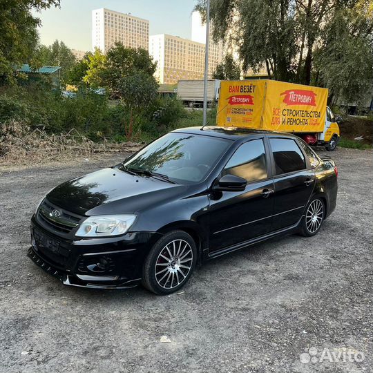 LADA Granta 1.6 МТ, 2015, 195 000 км