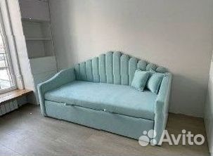 Кровать мягкая под заказ / Дельфин