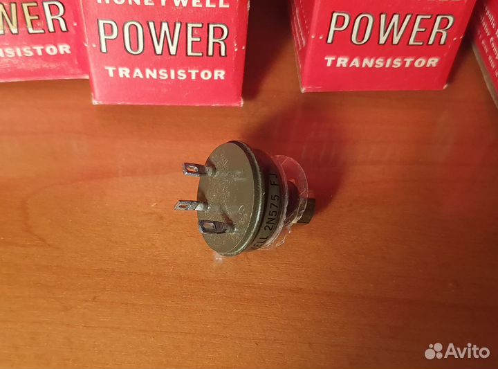 Транзисторы, микросхемы, генераторы