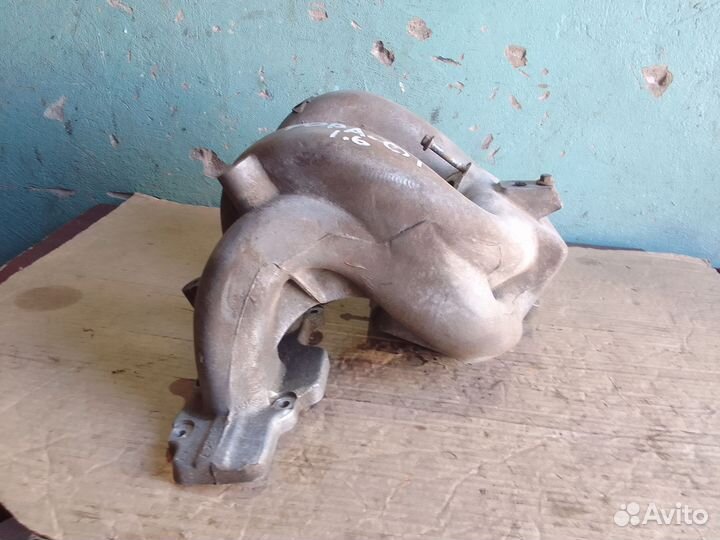 Впускной коллектор 1.6 Chery Fora A21