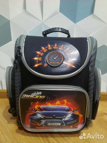 Школьный рюкзак Grizzly