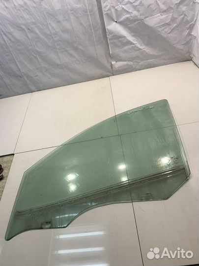 Стекло двери (переднее, левое) (Hyundai ix55)