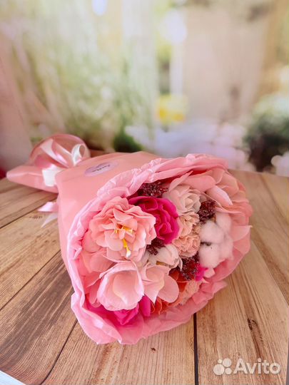 Букеты для самых любимых на 8 марта