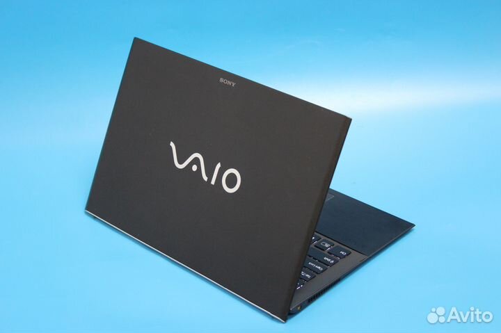Мощный ноутбук Sony Vaio с SSD