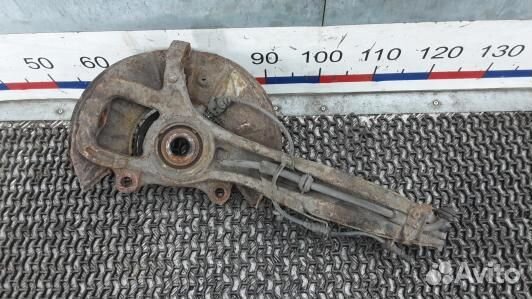 Ступица передняя левая volkswagen touareg 7L (UEA0