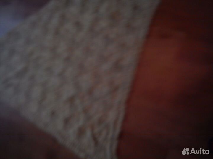 Вязаный ажурный платок