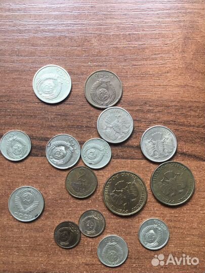 Купюры и монеты СССР и Бельгии