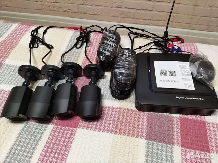 Комплект видеонаблюдения 4 камеры