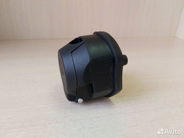 Розетка фаркопа 7 контактная пластмассовая