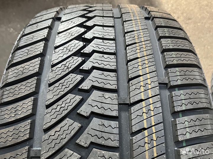 Ovation W-586 275/35 R19