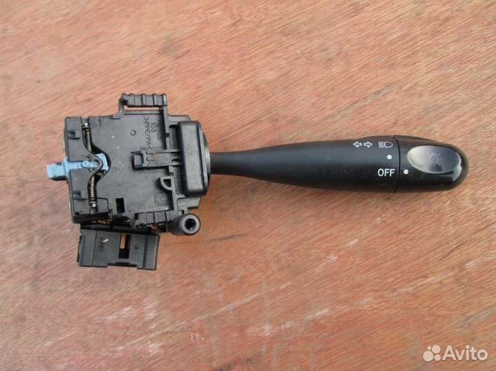 Гитара правая Toyota Platz NCP16 2NZ-FE 2001/11